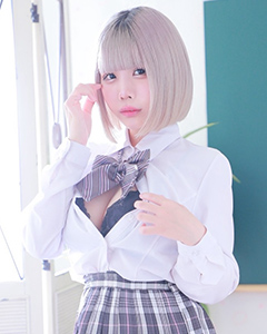 ももな